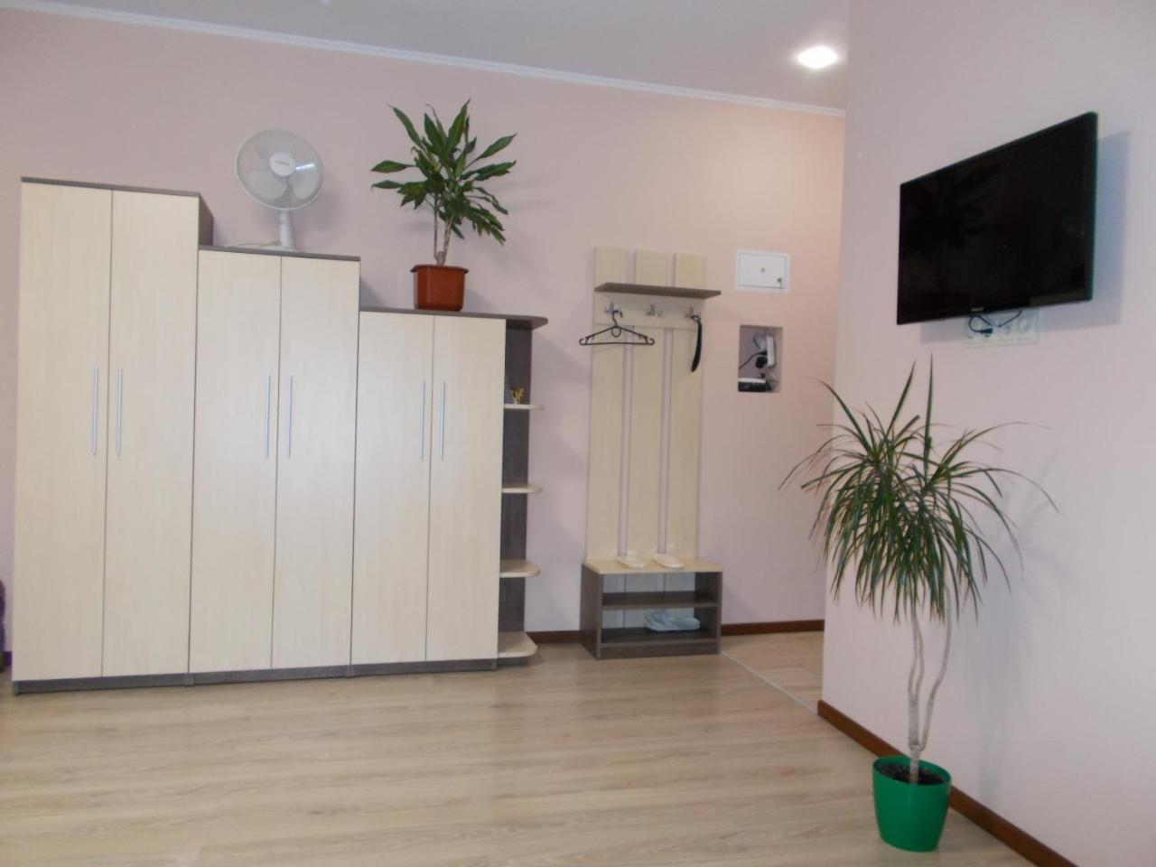 Apartment Near The Forum Mall Lviv Kültér fotó