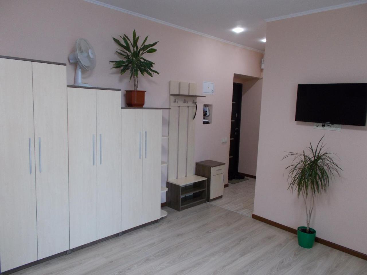 Apartment Near The Forum Mall Lviv Kültér fotó